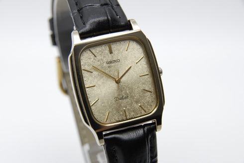【 N MINT 】 Vintage Seiko Dolce 8N41-507A Gold Dial Quartz Men's Watch from JAPAN